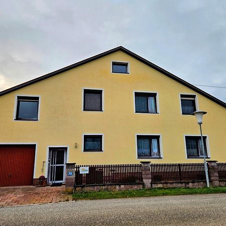 Apartment Moni In Lutzmannsburg, 1 Km Von Der Sonnentherme Entfernt - Apartment Mit 3 Schlafzimmern Exterior photo
